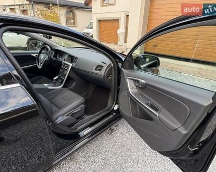 Чорний Вольво B60, об'ємом двигуна 1.99 л та пробігом 257 тис. км за 12200 $, фото 37 на Automoto.ua