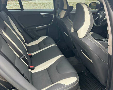 Вольво B60 2012 у Харкові на Automoto.ua Чорний Вольво B60, об'ємом двигуна 1.98 л та пробігом 224 тис. км за 11190 $, фото 21 на Automoto.ua