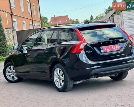 Черный Вольво B60, объемом двигателя 1.56 л и пробегом 218 тыс. км за 9850 $, фото 22 на Automoto.ua