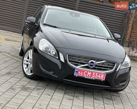 Чорний Вольво B60, об'ємом двигуна 1.6 л та пробігом 214 тис. км за 10499 $, фото 6 на Automoto.ua