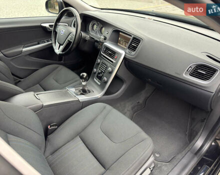 Чорний Вольво B60, об'ємом двигуна 1.6 л та пробігом 214 тис. км за 10499 $, фото 119 на Automoto.ua