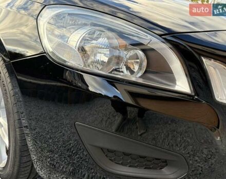 Чорний Вольво B60, об'ємом двигуна 1.99 л та пробігом 257 тис. км за 12200 $, фото 18 на Automoto.ua