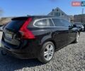 Черный Вольво B60, объемом двигателя 1.56 л и пробегом 283 тыс. км за 10000 $, фото 4 на Automoto.ua