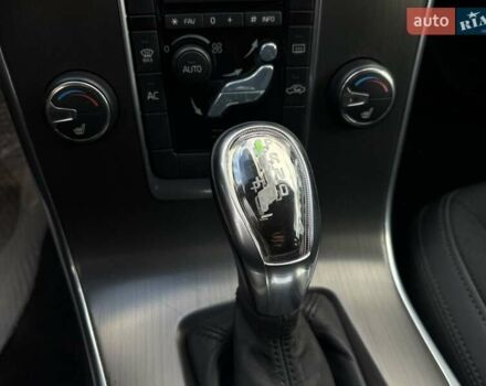 Чорний Вольво B60, об'ємом двигуна 1.99 л та пробігом 257 тис. км за 12200 $, фото 41 на Automoto.ua