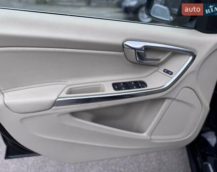 Чорний Вольво B60, об'ємом двигуна 2 л та пробігом 232 тис. км за 12700 $, фото 27 на Automoto.ua