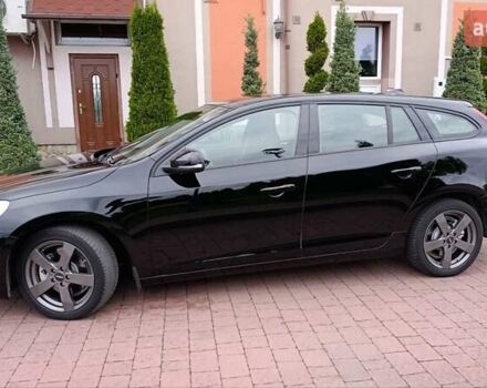 Черный Вольво B60, объемом двигателя 2 л и пробегом 289 тыс. км за 10900 $, фото 7 на Automoto.ua