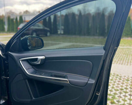 Вольво B60 2012 у Харкові на Automoto.ua Чорний Вольво B60, об'ємом двигуна 1.98 л та пробігом 224 тис. км за 11190 $, фото 24 на Automoto.ua