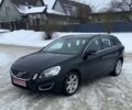 Черный Вольво B60, объемом двигателя 2.4 л и пробегом 257 тыс. км за 13300 $, фото 1 на Automoto.ua