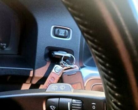 Чорний Вольво B60, об'ємом двигуна 1.6 л та пробігом 247 тис. км за 10750 $, фото 81 на Automoto.ua