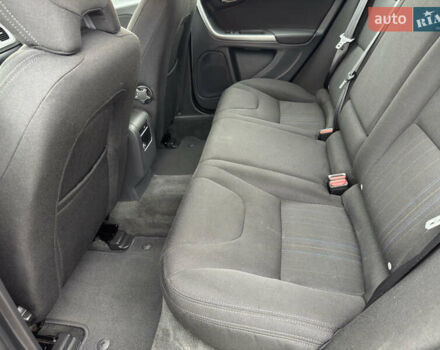 Чорний Вольво B60, об'ємом двигуна 1.6 л та пробігом 214 тис. км за 10499 $, фото 105 на Automoto.ua