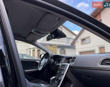 Чорний Вольво B60, об'ємом двигуна 1.99 л та пробігом 257 тис. км за 12200 $, фото 29 на Automoto.ua