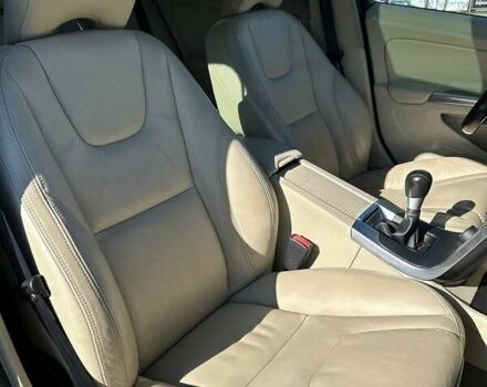 Черный Вольво B60, объемом двигателя 1.99 л и пробегом 262 тыс. км за 11333 $, фото 21 на Automoto.ua