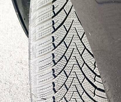 Чорний Вольво B60, об'ємом двигуна 1.6 л та пробігом 247 тис. км за 10750 $, фото 125 на Automoto.ua