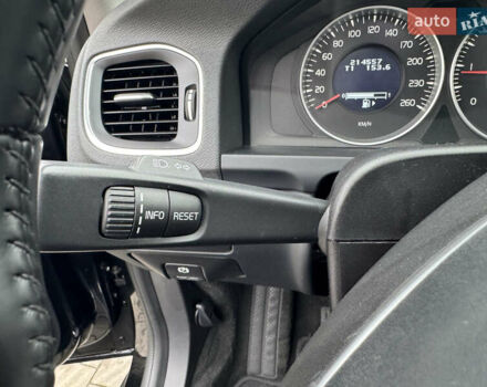 Чорний Вольво B60, об'ємом двигуна 1.6 л та пробігом 214 тис. км за 10499 $, фото 147 на Automoto.ua