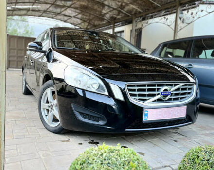 Чорний Вольво B60, об'ємом двигуна 1.6 л та пробігом 220 тис. км за 9500 $, фото 5 на Automoto.ua