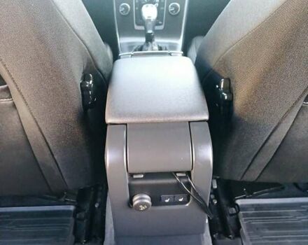 Чорний Вольво B60, об'ємом двигуна 1.6 л та пробігом 247 тис. км за 10750 $, фото 103 на Automoto.ua