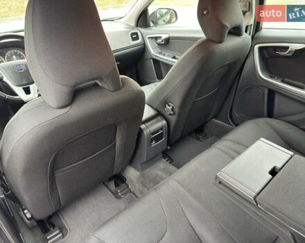 Чорний Вольво B60, об'ємом двигуна 1.6 л та пробігом 214 тис. км за 10499 $, фото 107 на Automoto.ua