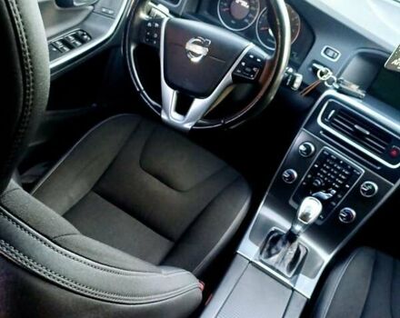 Чорний Вольво B60, об'ємом двигуна 1.6 л та пробігом 247 тис. км за 10750 $, фото 87 на Automoto.ua