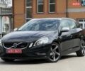 Черный Вольво B60, объемом двигателя 2.4 л и пробегом 249 тыс. км за 12500 $, фото 1 на Automoto.ua
