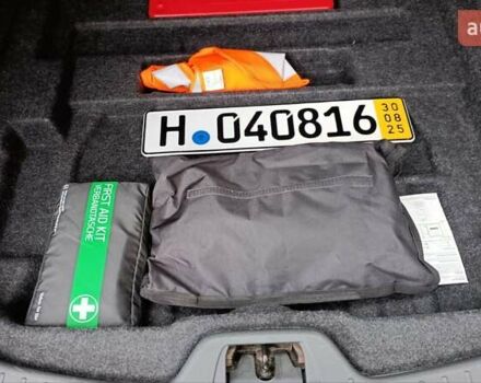 Черный Вольво B60, объемом двигателя 2 л и пробегом 289 тыс. км за 10900 $, фото 50 на Automoto.ua