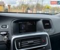 Черный Вольво B60, объемом двигателя 2.4 л и пробегом 249 тыс. км за 12500 $, фото 22 на Automoto.ua