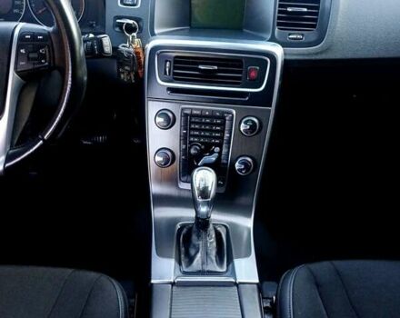 Чорний Вольво B60, об'ємом двигуна 1.6 л та пробігом 247 тис. км за 10750 $, фото 66 на Automoto.ua