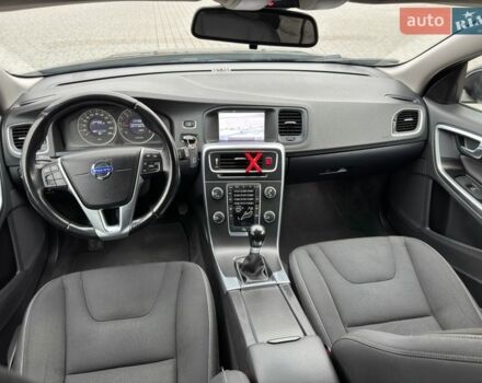 Чорний Вольво B60, об'ємом двигуна 1.6 л та пробігом 207 тис. км за 10900 $, фото 76 на Automoto.ua