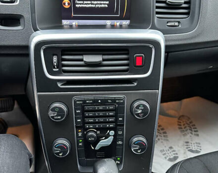 Черный Вольво B60, объемом двигателя 2.4 л и пробегом 265 тыс. км за 11500 $, фото 22 на Automoto.ua