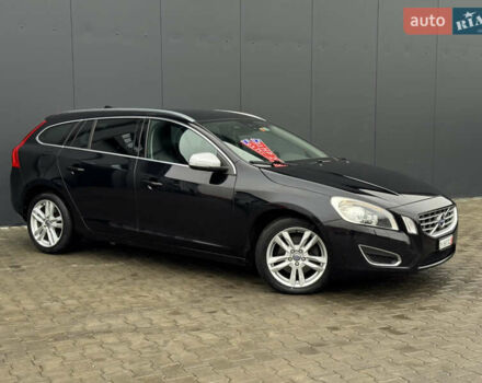 Чорний Вольво B60, об'ємом двигуна 2 л та пробігом 262 тис. км за 11799 $, фото 3 на Automoto.ua