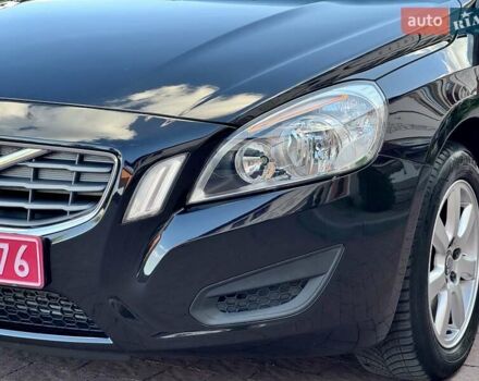 Черный Вольво B60, объемом двигателя 1.56 л и пробегом 218 тыс. км за 9850 $, фото 15 на Automoto.ua