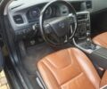Черный Вольво B60, объемом двигателя 1.6 л и пробегом 290 тыс. км за 9900 $, фото 12 на Automoto.ua