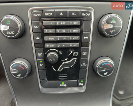 Черный Вольво B60, объемом двигателя 1.6 л и пробегом 214 тыс. км за 10499 $, фото 42 на Automoto.ua