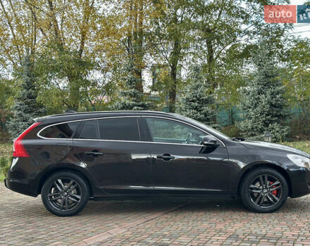 Черный Вольво B60, объемом двигателя 1.56 л и пробегом 240 тыс. км за 12490 $, фото 7 на Automoto.ua