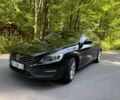 Черный Вольво B60, объемом двигателя 2 л и пробегом 175 тыс. км за 12900 $, фото 1 на Automoto.ua