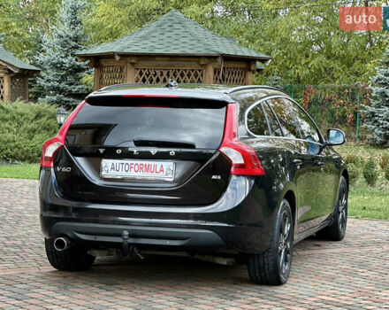 Черный Вольво B60, объемом двигателя 1.56 л и пробегом 240 тыс. км за 12490 $, фото 11 на Automoto.ua