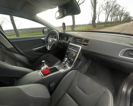 Чорний Вольво B60, об'ємом двигуна 1.6 л та пробігом 271 тис. км за 11200 $, фото 13 на Automoto.ua