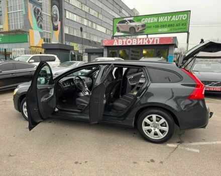 Черный Вольво B60, объемом двигателя 2 л и пробегом 243 тыс. км за 14500 $, фото 17 на Automoto.ua