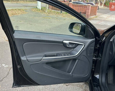 Чорний Вольво B60, об'ємом двигуна 1.6 л та пробігом 270 тис. км за 9600 $, фото 14 на Automoto.ua