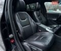 Черный Вольво B60, объемом двигателя 2.4 л и пробегом 259 тыс. км за 12500 $, фото 40 на Automoto.ua