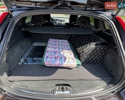 Черный Вольво B60, объемом двигателя 2.4 л и пробегом 258 тыс. км за 15300 $, фото 6 на Automoto.ua