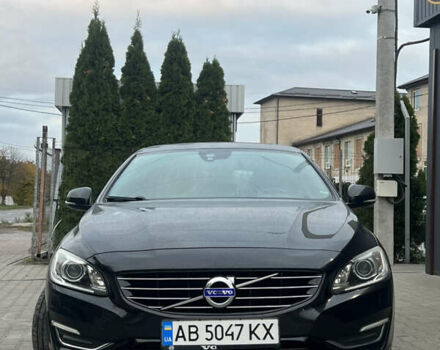 Черный Вольво B60, объемом двигателя 2.4 л и пробегом 240 тыс. км за 14400 $, фото 2 на Automoto.ua