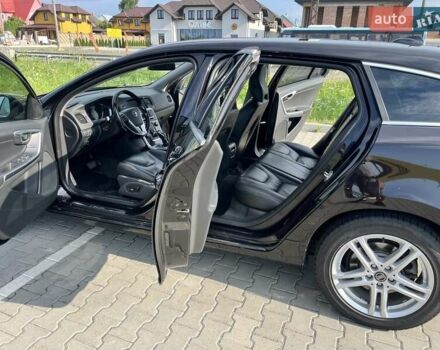 Черный Вольво B60, объемом двигателя 1.56 л и пробегом 251 тыс. км за 11500 $, фото 17 на Automoto.ua