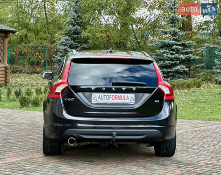 Черный Вольво B60, объемом двигателя 1.56 л и пробегом 240 тыс. км за 12490 $, фото 10 на Automoto.ua