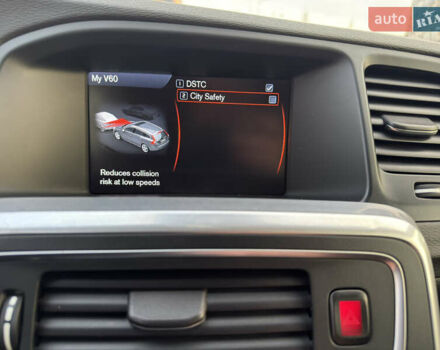 Черный Вольво B60, объемом двигателя 1.98 л и пробегом 235 тыс. км за 13000 $, фото 42 на Automoto.ua