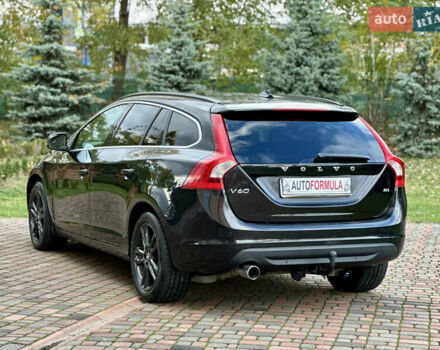 Черный Вольво B60, объемом двигателя 1.56 л и пробегом 240 тыс. км за 12490 $, фото 9 на Automoto.ua