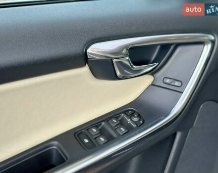 Черный Вольво B60, объемом двигателя 1.56 л и пробегом 240 тыс. км за 12490 $, фото 18 на Automoto.ua