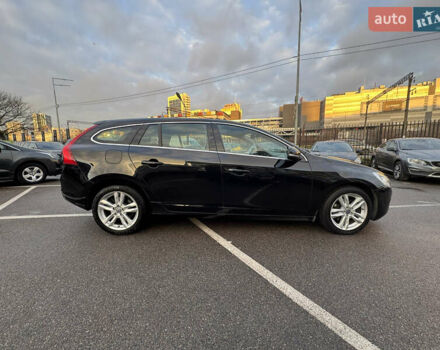 Черный Вольво B60, объемом двигателя 1.98 л и пробегом 235 тыс. км за 13000 $, фото 51 на Automoto.ua