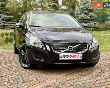 Черный Вольво B60, объемом двигателя 1.56 л и пробегом 240 тыс. км за 12490 $, фото 2 на Automoto.ua