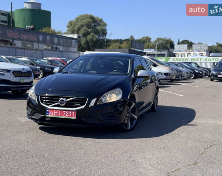 Черный Вольво B60, объемом двигателя 2.4 л и пробегом 213 тыс. км за 13500 $, фото 3 на Automoto.ua