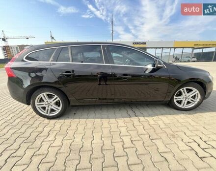Черный Вольво B60, объемом двигателя 1.56 л и пробегом 251 тыс. км за 11500 $, фото 7 на Automoto.ua